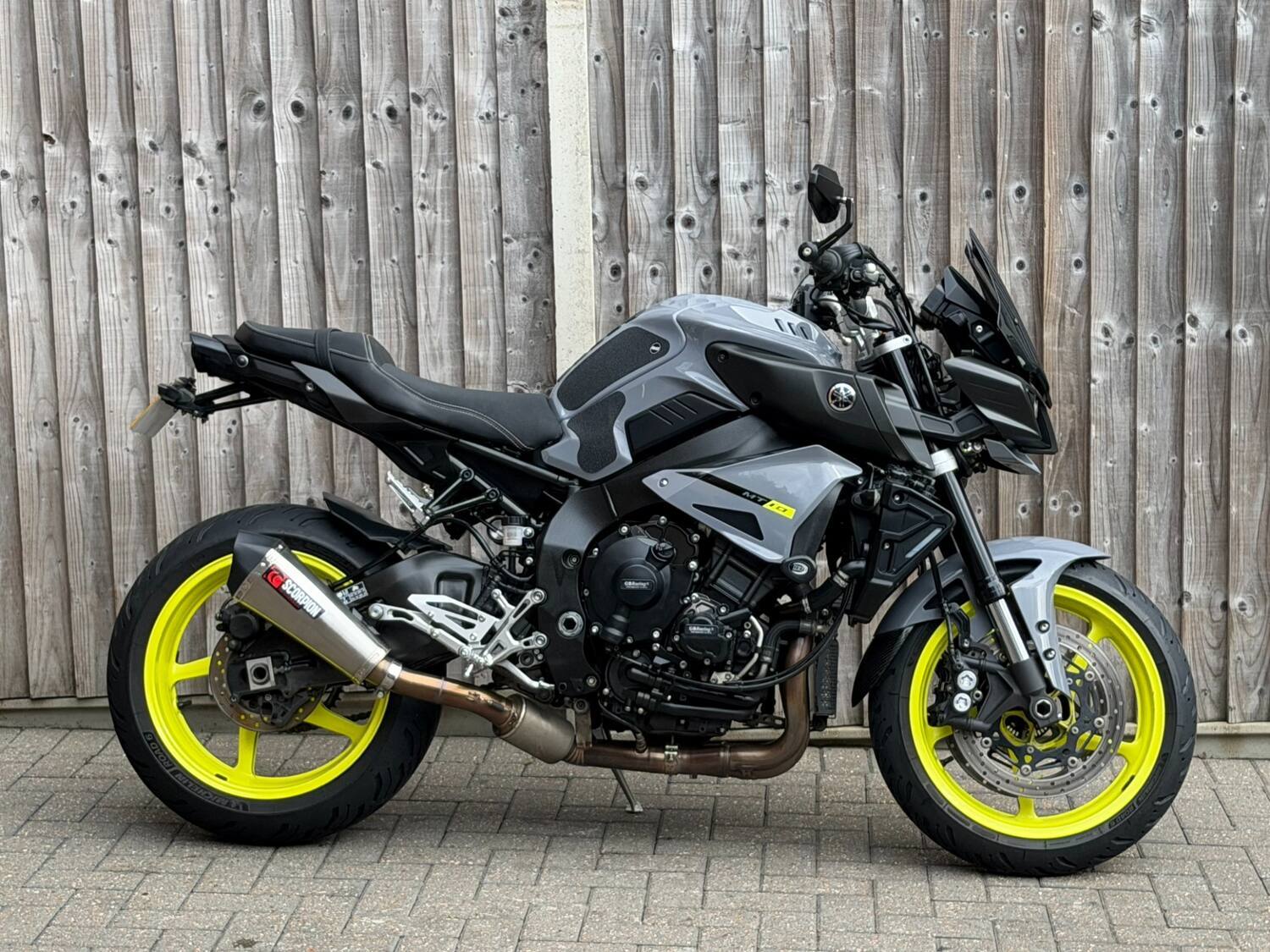 2017 Yamaha MT-10