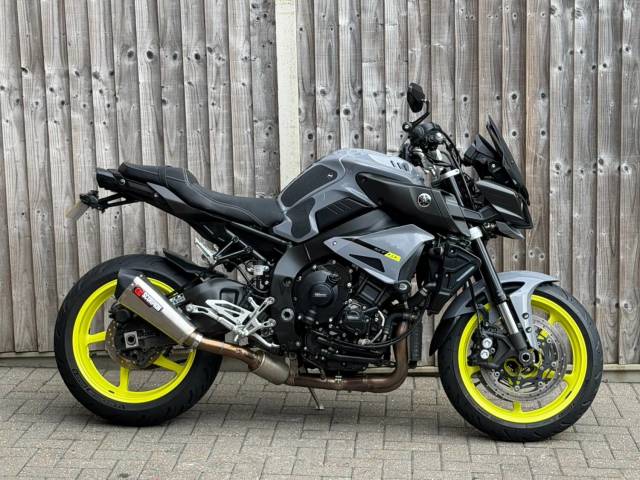 Yamaha MT-10 ABS 2017 (17) + NARDO GREY + SCORPION EXHAUST + 7,000 MILES Petrol Grey