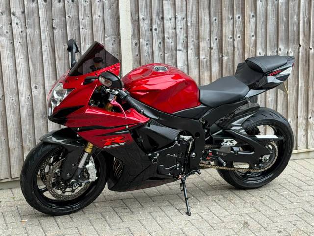 2014 Suzuki Gsx-r 750 L4 2014 (64) SUPER SPORT + 12,600 MILES + YOSHIMURA