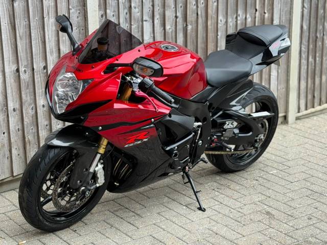 2014 Suzuki Gsx-r 750 L4 2014 (64) SUPER SPORT + 12,600 MILES + YOSHIMURA