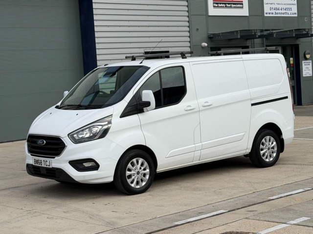 2018 Ford Transit Custom LIMITED 2.0 ECOBLUE 2018 (68) SWB L1 PANEL VAN + EURO 6