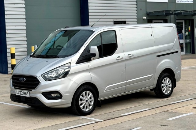 2022 Ford Transit Custom LIMITED 2.0 ECOBLUE 2022 (22) L1 SWB PANEL VAN + 1 OWNER
