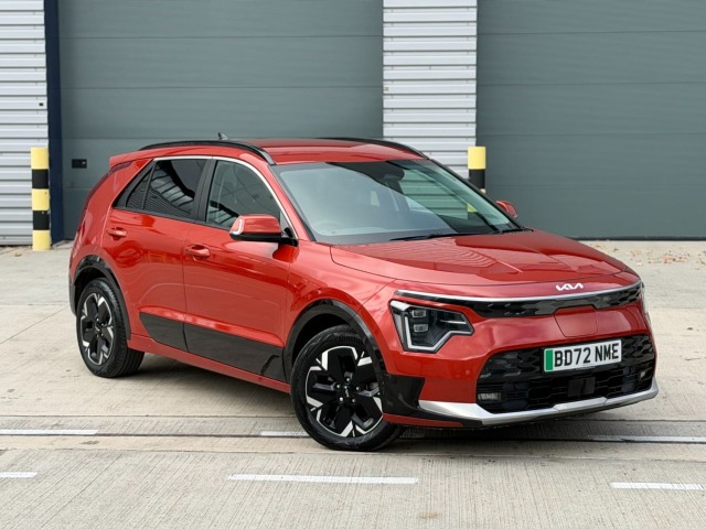 Kia Niro 0.0 3 2022 (72) 64.8kWh AUTO EV ELECTIRC + 1 OWNER + 18,000 MILES ESTATE Electric Orange