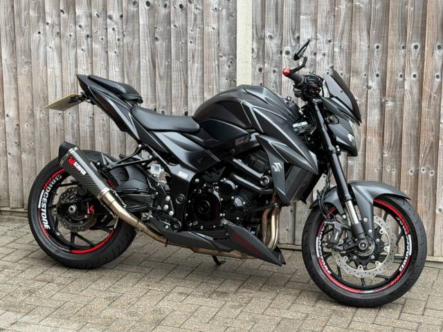 2017 Suzuki Gsx-s 750 ZAL7 ABS 2017 (17) PHANTOM EDITION + 8,700 MILES