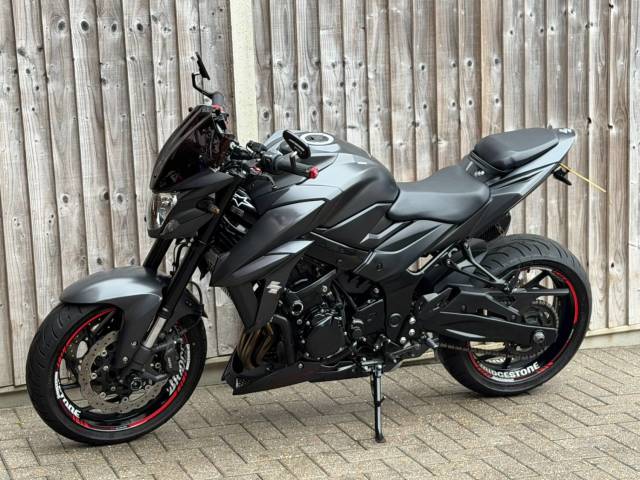2017 Suzuki Gsx-s 750 ZAL7 ABS 2017 (17) PHANTOM EDITION + 8,700 MILES