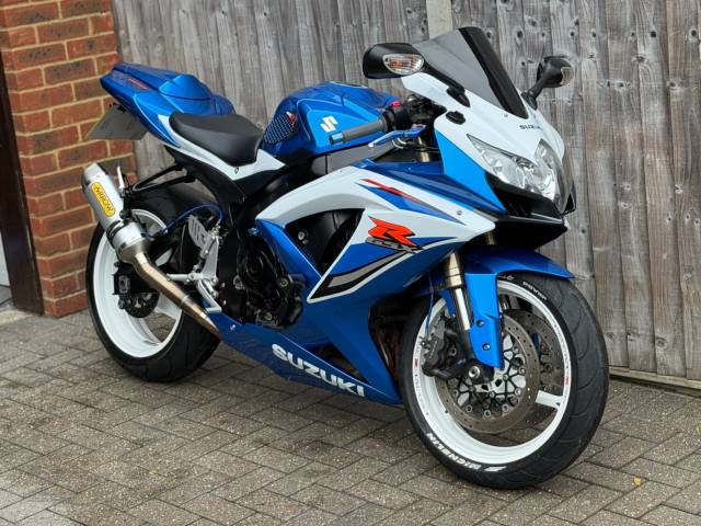 2010 Suzuki Gsx-r 600 K9 2010 (10) SUPER SPORT + LOW MILES / F.S.H